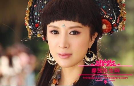 金巧巧是爱新觉罗的皇族后裔吗(金巧巧满族姓氏是什么) 金巧巧是爱新觉罗的皇族后裔吗(金巧巧满族姓氏是什么)