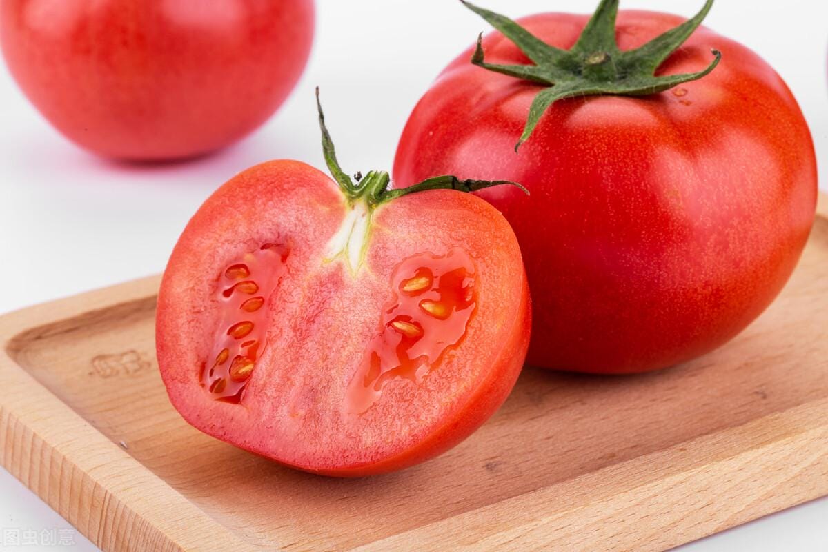 西红柿放冰箱还是放外面保存的久（西红柿不能放冰箱保存是真的吗）(图4)