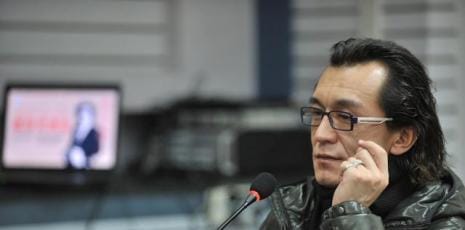李咏死了吗 o 李咏死了吗 o