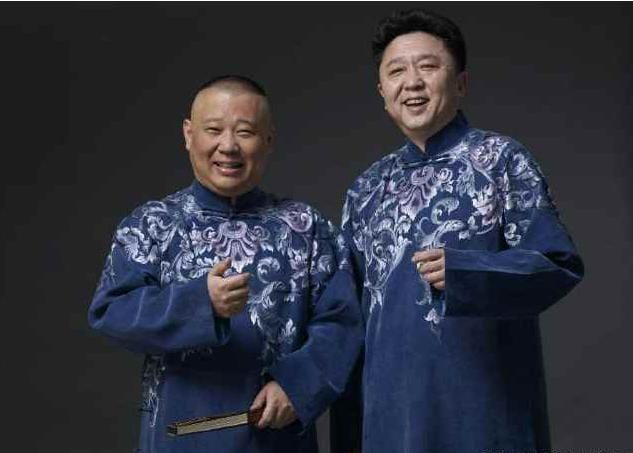 曹鹤阳怼观众刺绣大褂事件回顾(烧饼曹鹤阳扒马褂) 曹鹤阳怼观众刺绣大褂事件回顾(烧饼曹鹤阳扒马褂)
