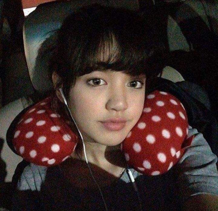 blackpink lisa出道前照片 blackpink lisa出道前照片
