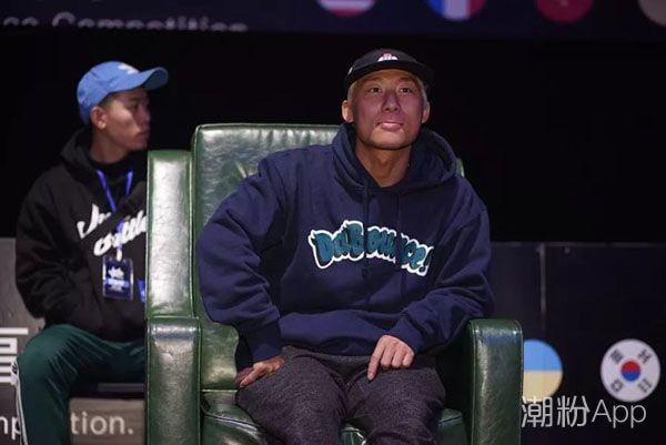 韩宇和亮亮相比谁厉害?亮亮和韩宇是亲戚吗 韩宇和亮亮相比谁厉害?亮亮和韩宇是亲戚吗