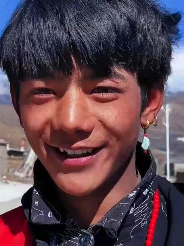 丁真已签约成国有公司员工(国企签约丁真) 丁真已签约成国有公司员工(国企签约丁真)