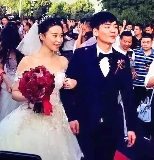 女儿嫁人了就是外人别人家的人了吗,其实这都是封建思想 本文共(1087字) 女儿嫁人了就是外人别人家的人了吗,其实这都是封建思想 本文共(1087字)