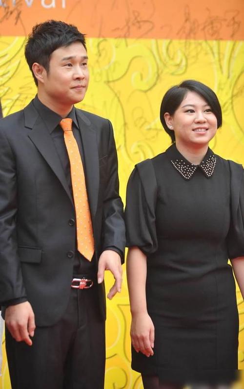 小沈阳的老婆照片,小沈阳老婆近照,本文共(4182字) 小沈阳的老婆照片,小沈阳老婆近照,本文共(4182字)