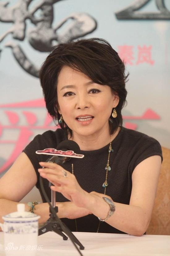 张瑜现在在美国怎么样在做什么 张瑜现在在美国怎么样在做什么