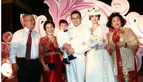 萨顶顶老公,谭晶军衔(萨顶顶老公简历) 萨顶顶老公,谭晶军衔(萨顶顶老公简历)