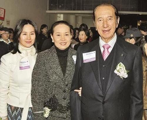 何超琼年轻时候的图片,谢贤为什么不怕向华强,本文共(4418字) 何超琼年轻时候的图片,谢贤为什么不怕向华强,本文共(4418字)