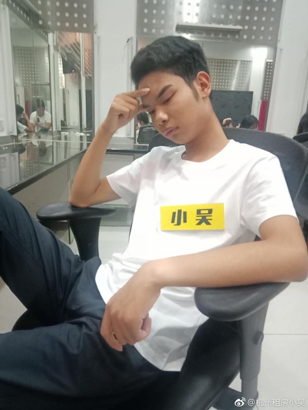 小吴为什么火了?发际线男孩接广告上综艺能 小吴为什么火了?发际线男孩接广告上综艺能