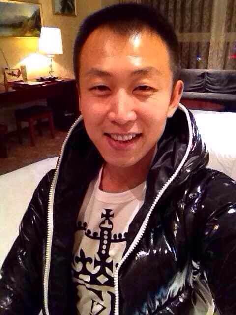 为什么说于震宇毁了赵本山?于震宇是赵本山 为什么说于震宇毁了赵本山?于震宇是赵本山