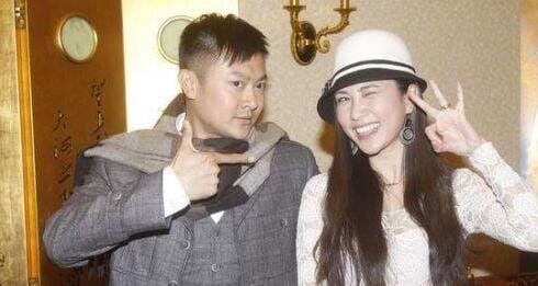 李小璐道歉印小天截图,印小天插刀(印小天贾乃亮插刀门怎么回事) 李小璐道歉印小天截图,印小天插刀(印小天贾乃亮插刀门怎么回事)