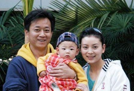 朱军的老婆,朱军的妻子个人资料(朱军妻子近照) 朱军的老婆,朱军的妻子个人资料(朱军妻子近照)
