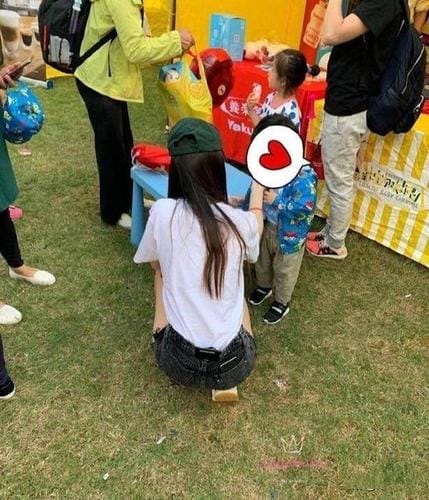 angelababy妈妈,ang(Angelababy妈妈叫什么名字) angelababy妈妈,ang(Angelababy妈妈叫什么名字)