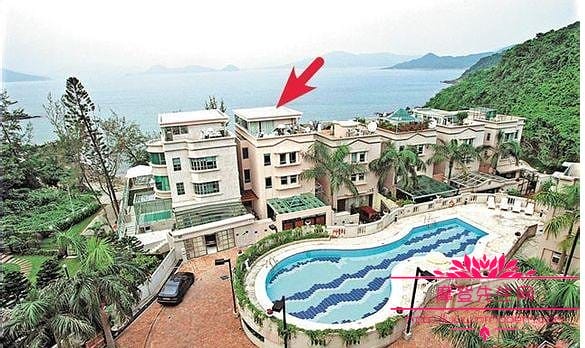 李子雄长得和梁朝伟很像是亲戚吗?李子雄都(一直以为李子雄和梁朝伟是一个人) 李子雄长得和梁朝伟很像是亲戚吗?李子雄都(一直以为李子雄和梁朝伟是一个人)