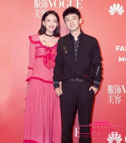 董子健的父母是做什么的?董子健和孙怡怎么(董子健和孙怡是什么关系) 董子健的父母是做什么的?董子健和孙怡怎么(董子健和孙怡是什么关系)