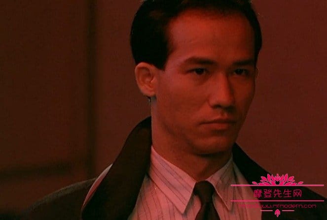 李子雄长得和梁朝伟很像是亲戚吗?李子雄都(一直以为李子雄和梁朝伟是一个人) 李子雄长得和梁朝伟很像是亲戚吗?李子雄都(一直以为李子雄和梁朝伟是一个人)