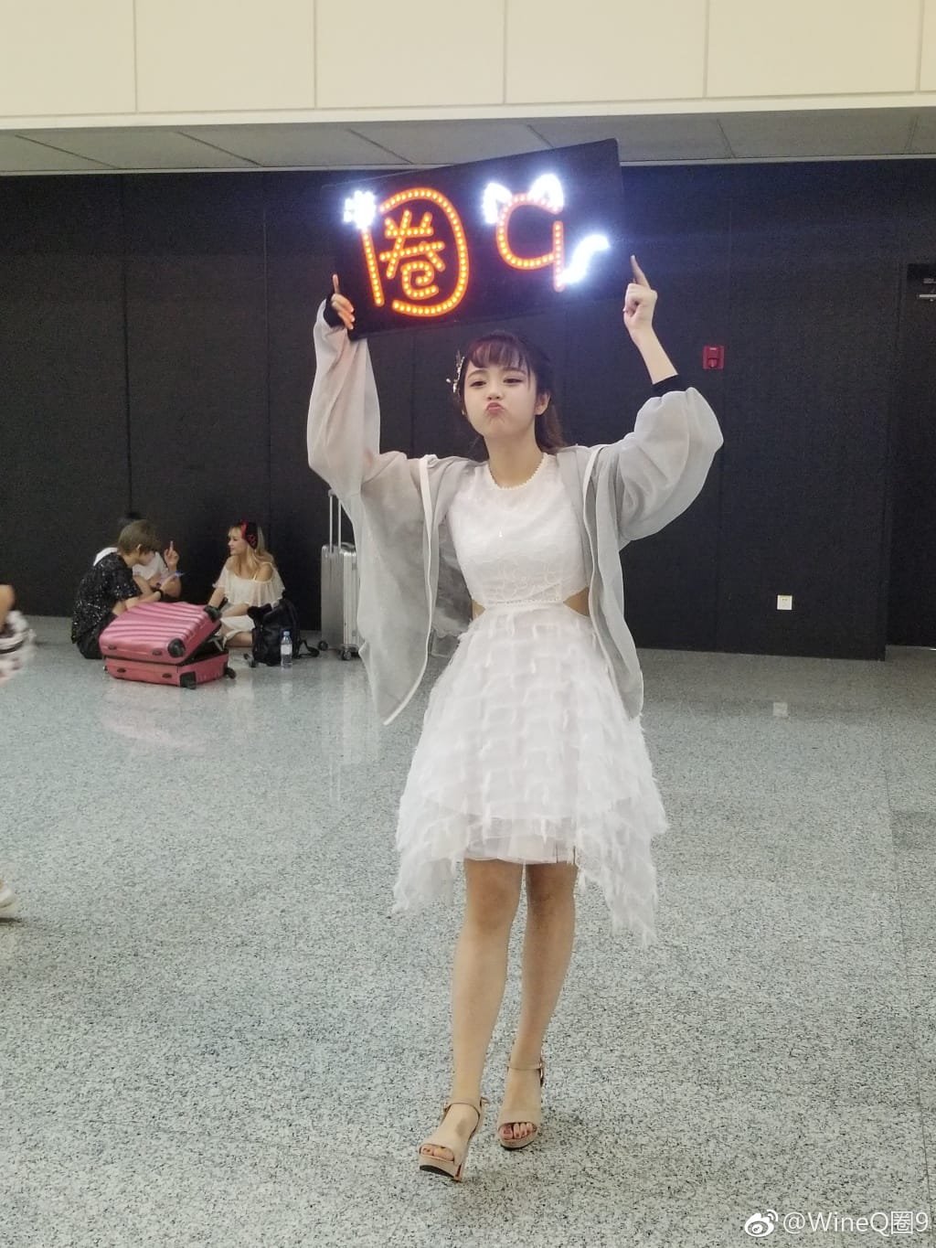 史兆怡为什么叫圈9,圈9为啥没火起来? 本文共(1010字) 史兆怡为什么叫圈9,圈9为啥没火起来? 本文共(1010字)