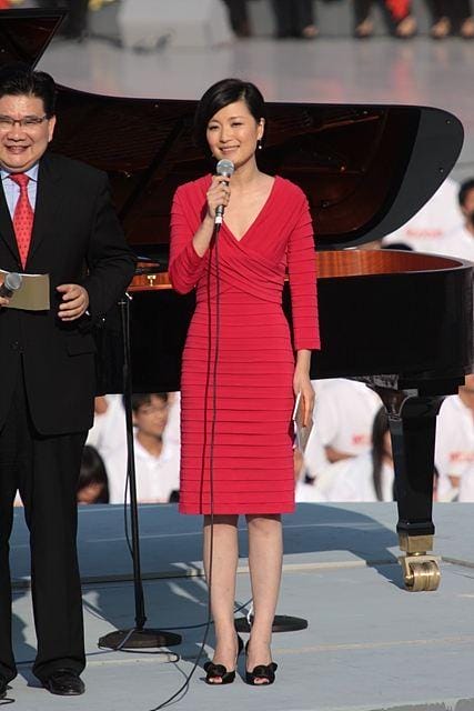 万蒂尼,蒂凡尼,本文共(606字) 万蒂尼,蒂凡尼,本文共(606字)