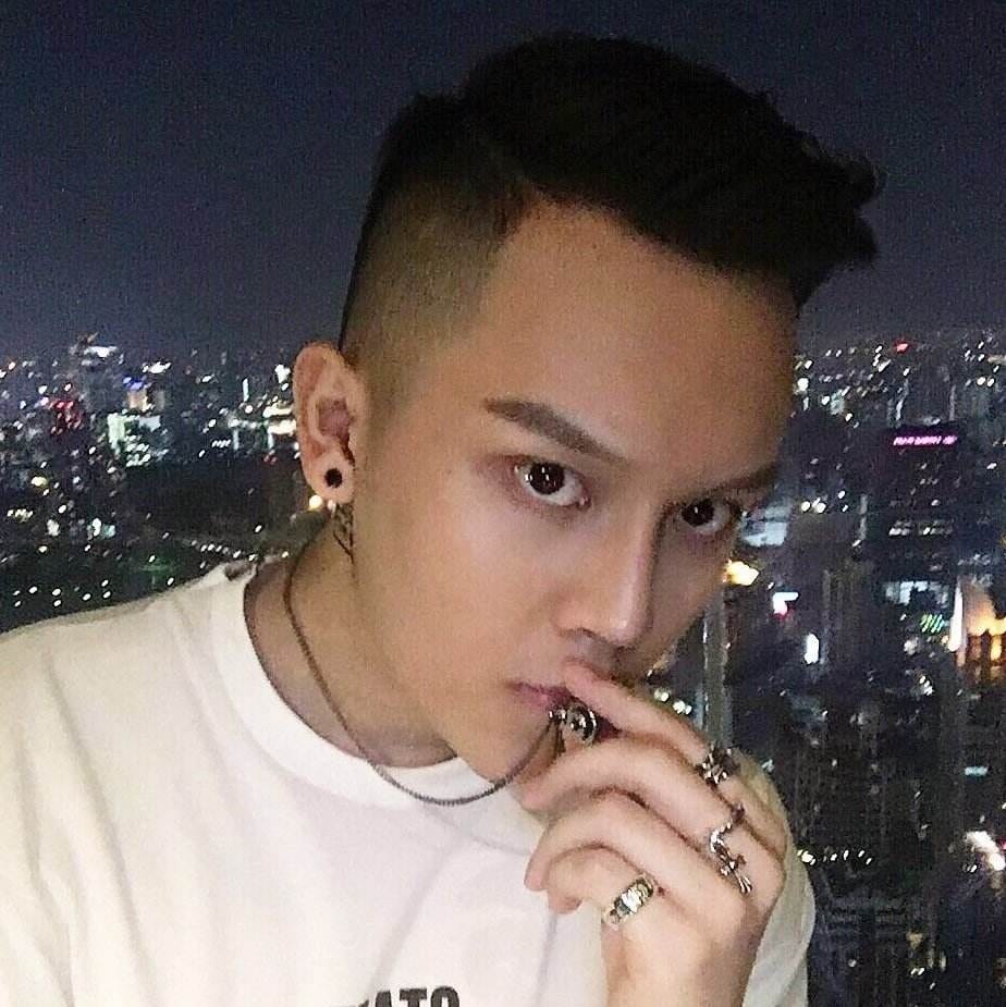 小猪先生ricky邱斯钿原来以前长什么样(小猪邱斯钿女朋友叫什么) 小猪先生ricky邱斯钿原来以前长什么样(小猪邱斯钿女朋友叫什么)