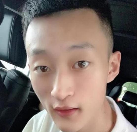 小猪先生ricky邱斯钿原来以前长什么样(小猪邱斯钿女朋友叫什么) 小猪先生ricky邱斯钿原来以前长什么样(小猪邱斯钿女朋友叫什么)