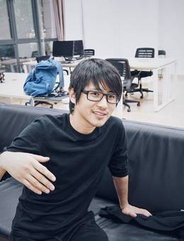 韩寒资料,韩寒作家的个人资料简介(韩寒简历个人资料简介) 韩寒资料,韩寒作家的个人资料简介(韩寒简历个人资料简介)