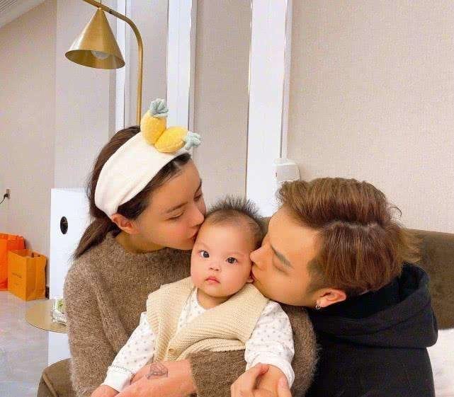 小猪先生ricky邱斯钿原来以前长什么样(小猪邱斯钿女朋友叫什么) 小猪先生ricky邱斯钿原来以前长什么样(小猪邱斯钿女朋友叫什么)