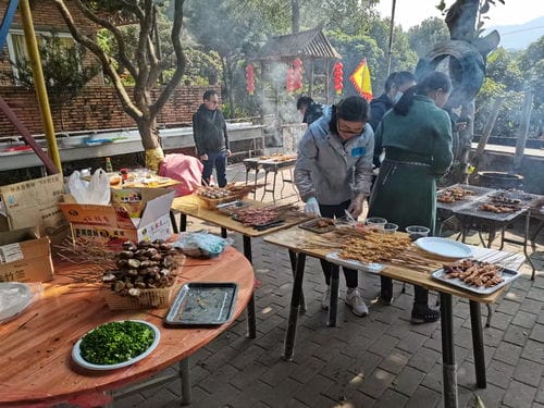 露营游戏深圳美食攻略(深圳露营地点推荐2021)