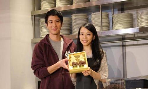 李云迪与美女约会竟还随地小便(李云迪约的女生) 李云迪与美女约会竟还随地小便(李云迪约的女生)