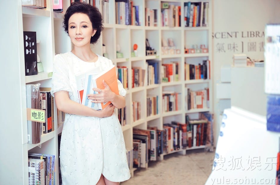 邬倩倩年轻时真美照片(邬倩倩剧照)