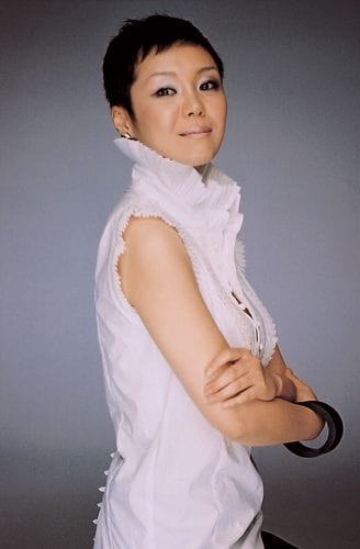 歌手李银美 (이은미)个人资料(实践) 歌手李银美 (이은미)个人资料(实践)