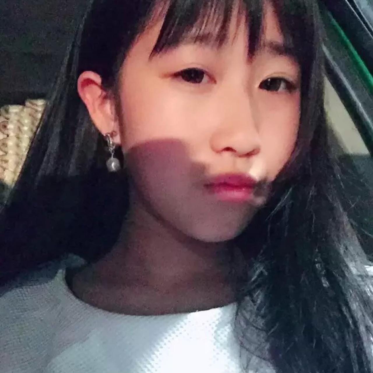 炫迈妹儿整容前后对比图(炫迈妹儿鼻子是整的吗) 炫迈妹儿整容前后对比图(炫迈妹儿鼻子是整的吗)