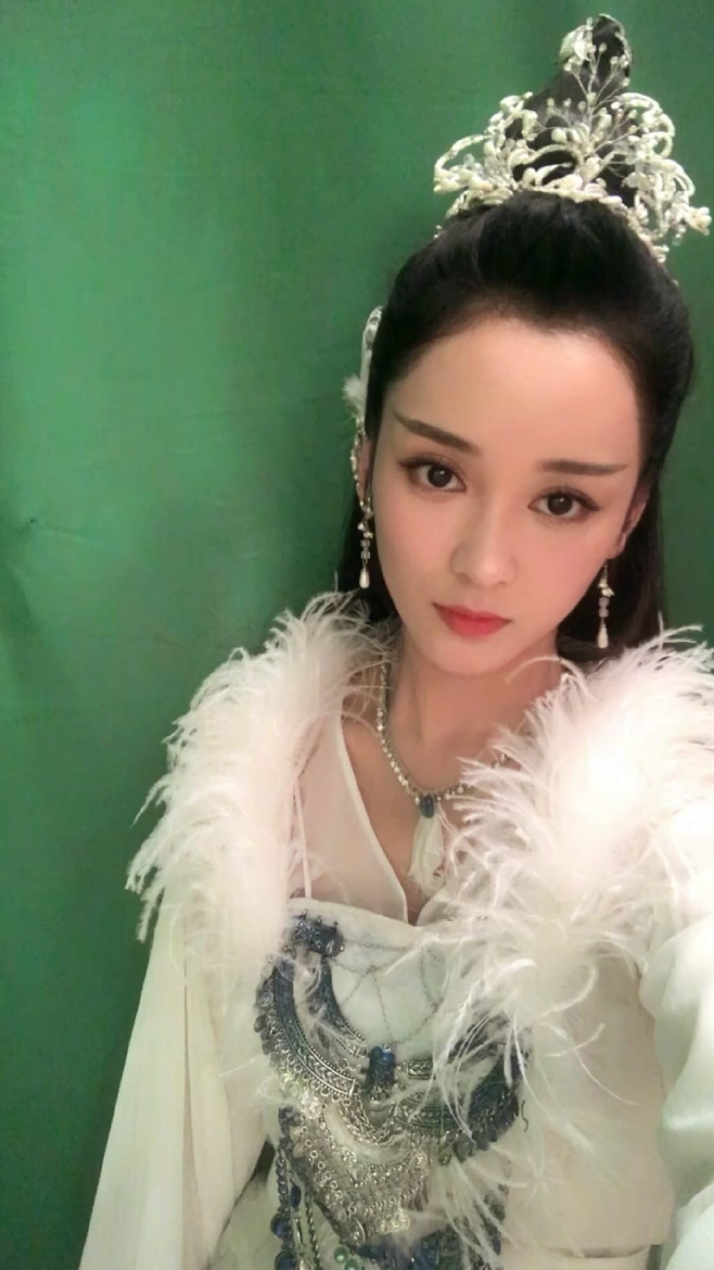 王一菲为什么叫杨紫师姐(王一菲杨紫是好朋友吗) 王一菲为什么叫杨紫师姐(王一菲杨紫是好朋友吗)