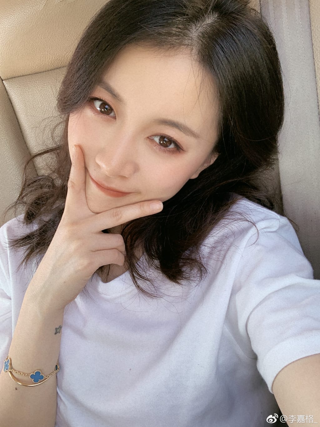 李嘉格和张碧晨怎么了为何取关 李嘉格和张碧晨怎么了为何取关