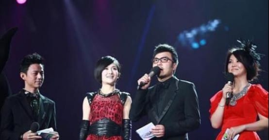 汪涵怎么是李湘女儿的舅舅(李湘有弟弟吗) 汪涵怎么是李湘女儿的舅舅(李湘有弟弟吗)