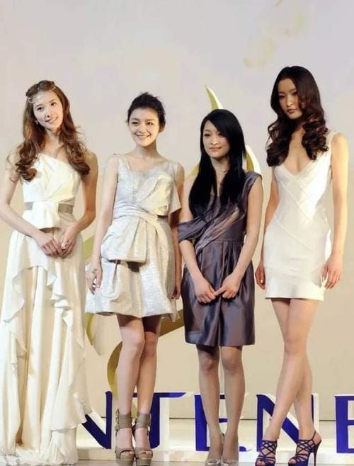 女明星绯闻,中国绯闻最多的女明星,本文共(5342字) 女明星绯闻,中国绯闻最多的女明星,本文共(5342字)
