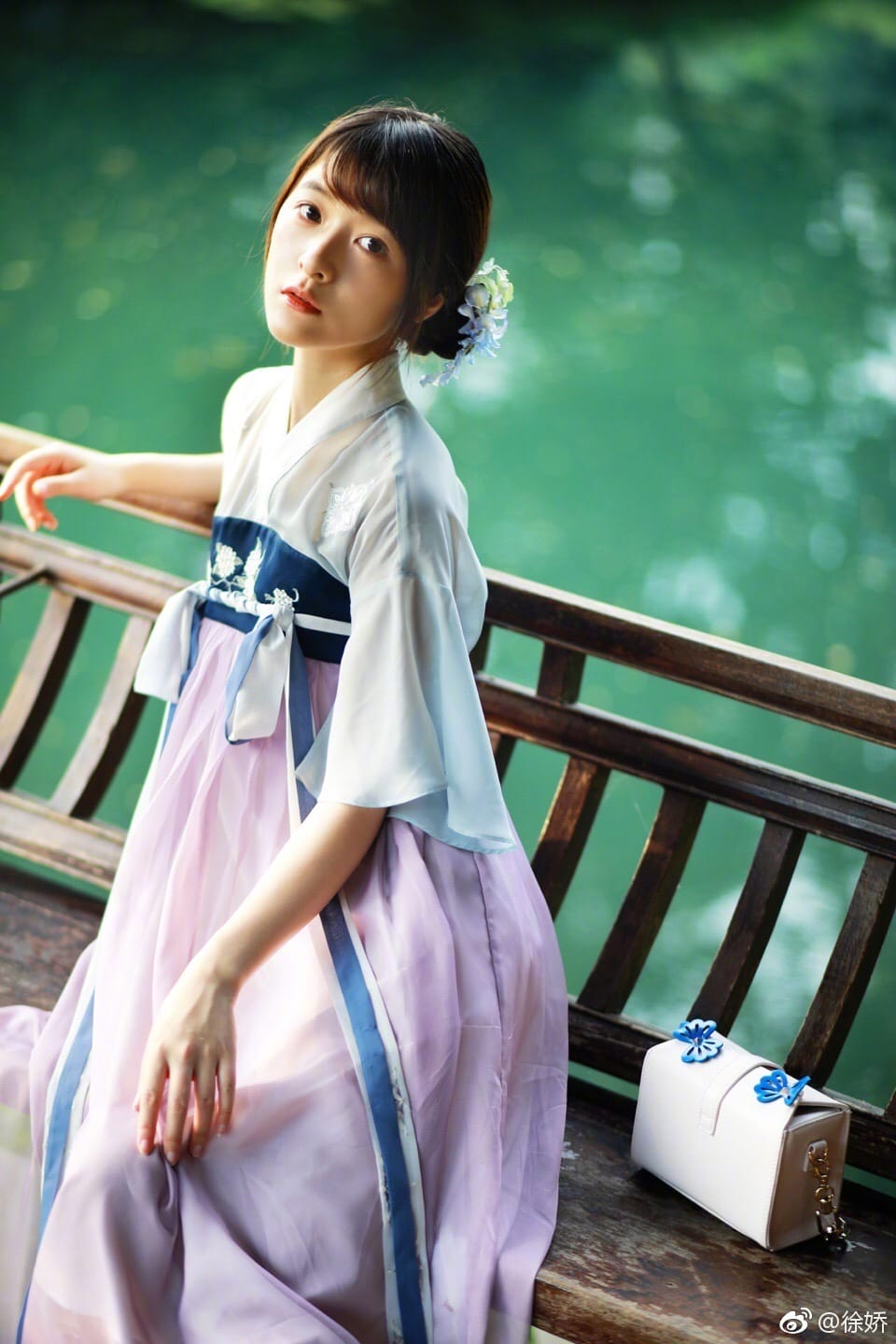 汉服圈为什么黑徐娇?徐娇的汉服淘宝店叫什么 本文共(1079字) 汉服圈为什么黑徐娇?徐娇的汉服淘宝店叫什么 本文共(1079字)