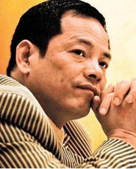 崩牙驹现在在做什么,他哪来的十亿开赌厅 本文共(871字) 崩牙驹现在在做什么,他哪来的十亿开赌厅 本文共(871字)