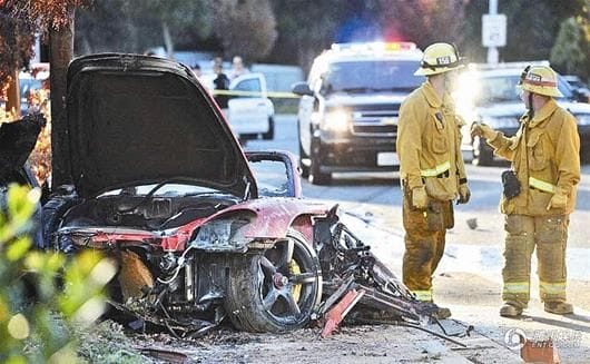保罗沃克是拍完7才死的吗?保罗沃克车祸烧(保罗沃克事故照片) 保罗沃克是拍完7才死的吗?保罗沃克车祸烧(保罗沃克事故照片)