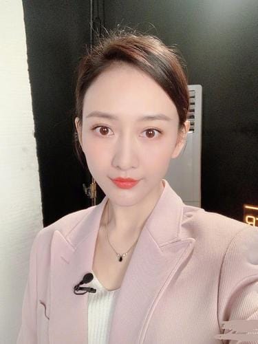 王鸥图片,何炅老婆(何炅给王鸥过生日) 王鸥图片,何炅老婆(何炅给王鸥过生日)