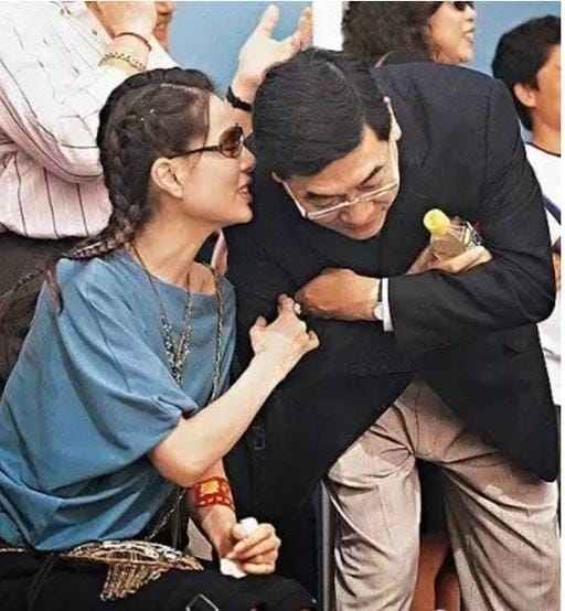 郭应泉破产李若彤曾为她跳舞赚钱还债 郭应泉破产李若彤曾为她跳舞赚钱还债