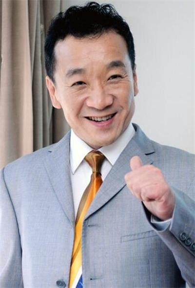 刘亚津电影,胡杨的夏天刘亚津演的(刘亚津剧照) 刘亚津电影,胡杨的夏天刘亚津演的(刘亚津剧照)