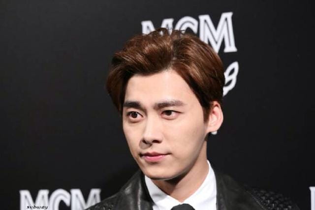 杨幂在周星驰武状元苏乞儿中剧照(《武状元苏乞儿》杨幂) 杨幂在周星驰武状元苏乞儿中剧照(《武状元苏乞儿》杨幂)