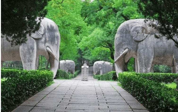 南京明孝陵朱元璋画像(朱元璋与皇后合葬的陵墓被称为什么)(图7) 南京明孝陵朱元璋画像(朱元璋与皇后合葬的陵墓被称为什么)(图7)
