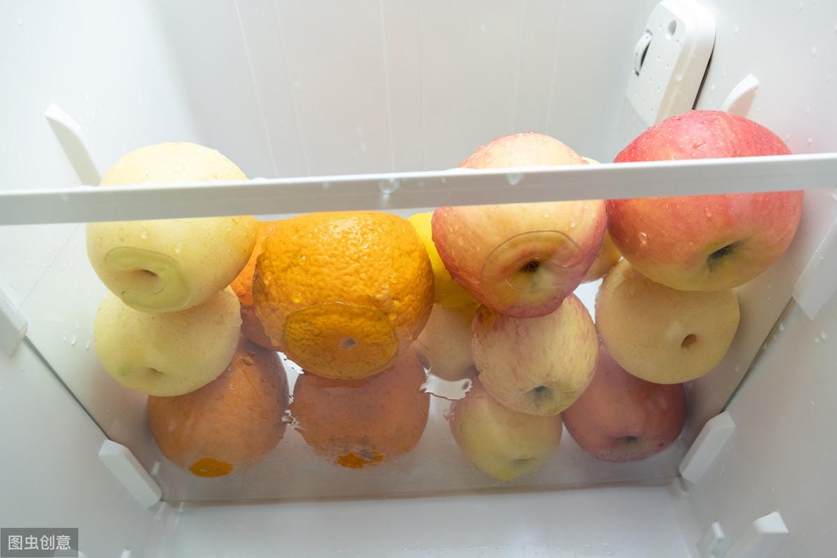 香蕉不适合在冰箱保存（夏天香蕉可以放冰箱吗）(图1)