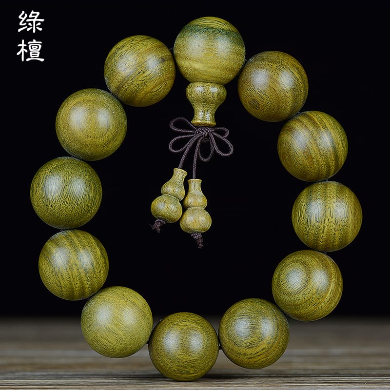 绿檀为什么不值钱这么便宜,绿檀手串戴着丢人吗 本文共(988字) 绿檀为什么不值钱这么便宜,绿檀手串戴着丢人吗 本文共(988字)