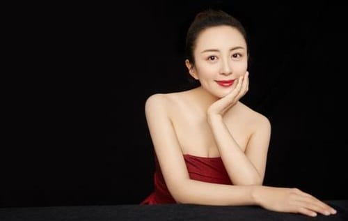 宋林静和杨童舒啥关系两人对比照图(宋林静和杨童舒的照片对比我看一看) 宋林静和杨童舒啥关系两人对比照图(宋林静和杨童舒的照片对比我看一看)