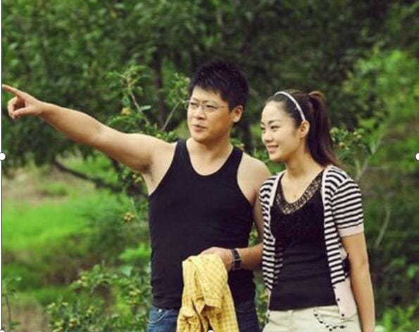 贺树峰怎么那么胖,贺树峰现实中的合法妻子是谁 本文共(937字) 贺树峰怎么那么胖,贺树峰现实中的合法妻子是谁 本文共(937字)