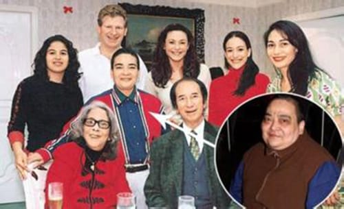 何超雄怎么这么丑？何超雄年轻时候的照片组图　本文共（829字）