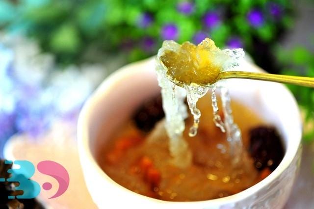 谁适合吃燕窝（女人吃燕窝的最佳年龄）(图1)