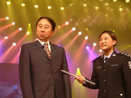 冯巩是马季的徒弟吗?给冯巩下套的徒弟是谁 本文共(955字) 冯巩是马季的徒弟吗?给冯巩下套的徒弟是谁 本文共(955字)